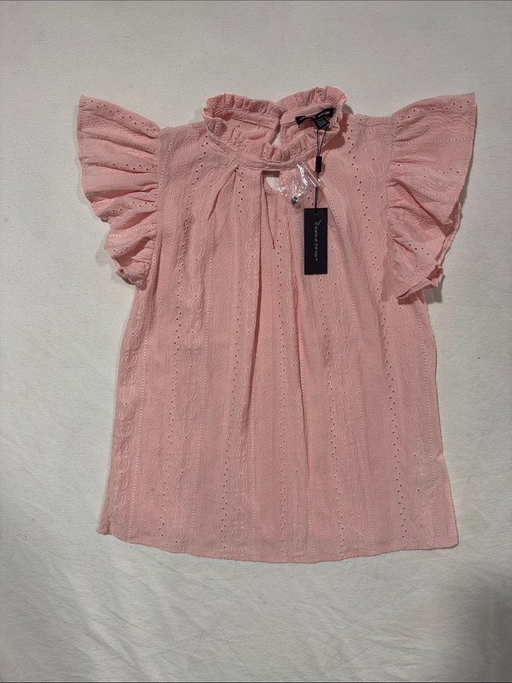 NWT Cable & Gauge Soft Pink Eyelet Ruffle Sleeve Flutter Blouse - Size M